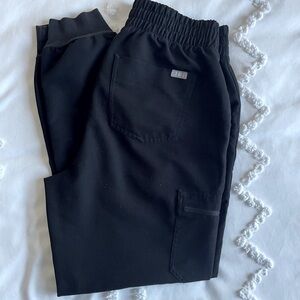 Figs- Uman- black joggers